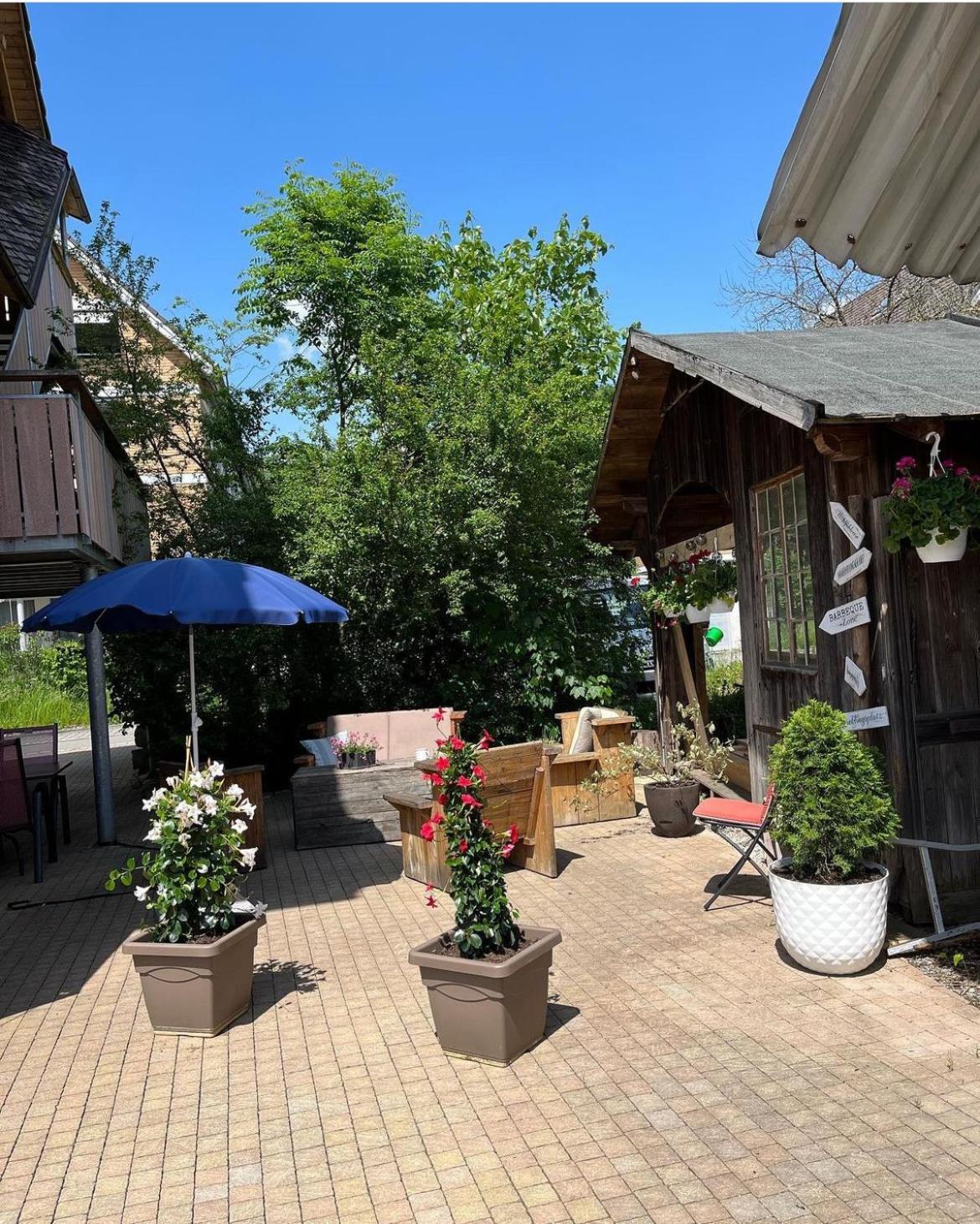 Conny'S B&B Niederweningen Exterior foto
